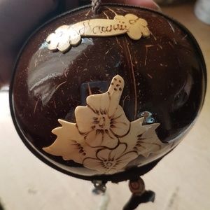 Hawaiin coconut purse🦋🦋